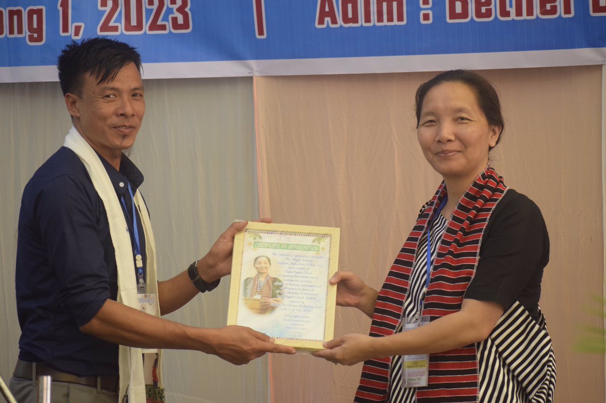 WeekyR's tweet photo. Pre-Christmas celebration at Bethel Baptist Church,which was organised by Malong Ari Christian Kachingrum Amei.
With Honourable Speaker Madam Maggie Katharpi,Prof.Diphu Govt. College https://t.co/Nc9ToN1ztW
