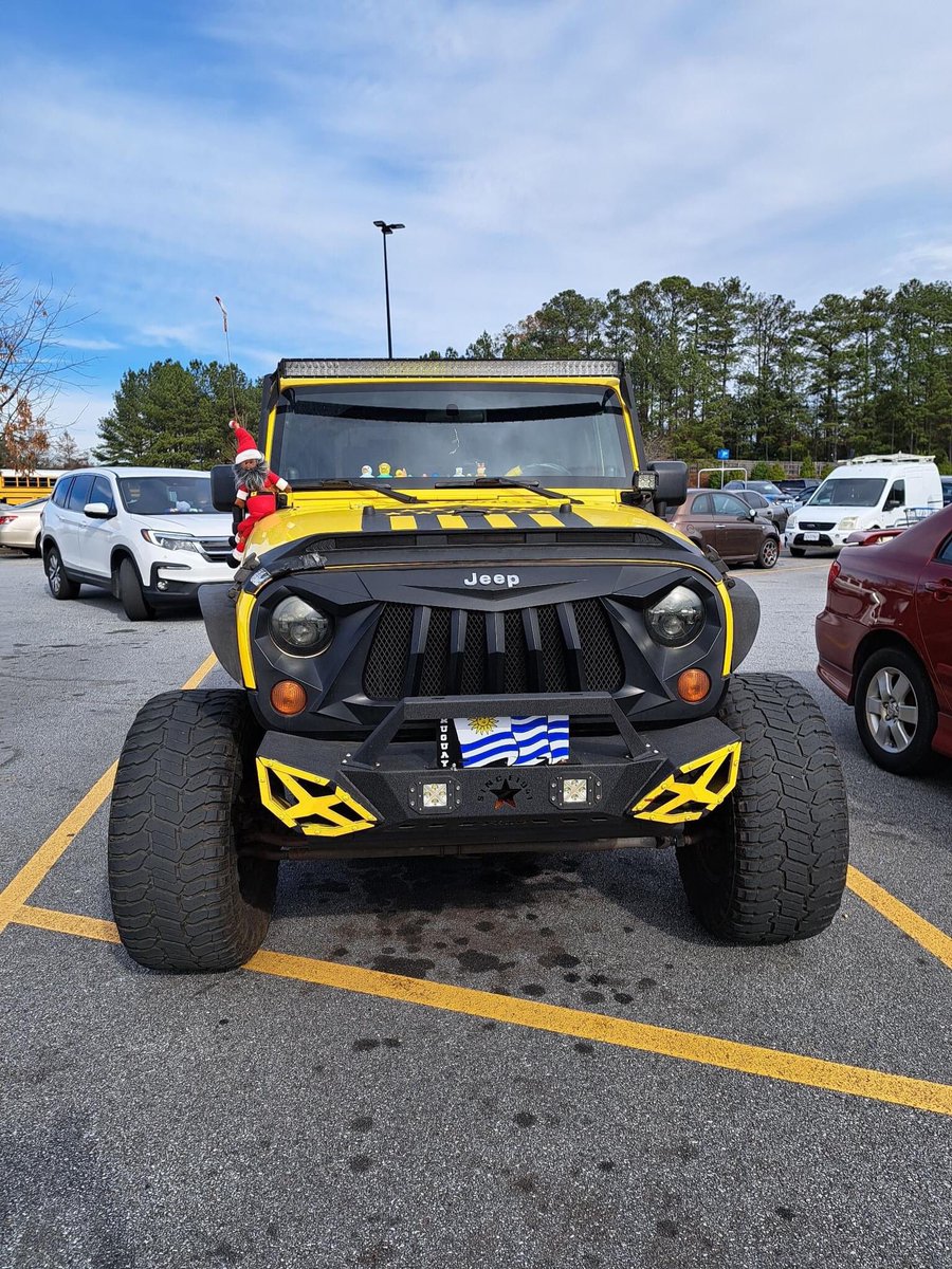 guuadaa1891's tweet photo. Jeep carbonero en Lilburn, Estados Unidos. 
No cabe duda, estamos en todos lados https://t.co/HrBLQjcgHR