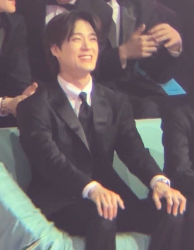 JENO BASE tweet media