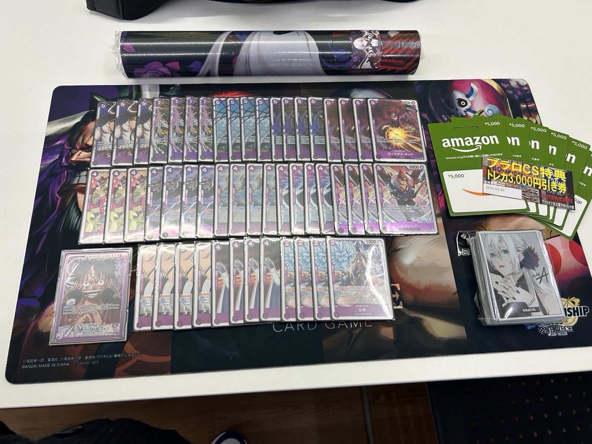 blaro_cs's tweet photo. 第14回ブラロCS結果発表

🥇どどんどどんどん
(紫ルフィ、青紫レイジュ、青黒サカズキ)

🥈ゼノクラスタ
(黄緑ヤマト、黄カタクリ、青紫レイジュ)

ベ4️⃣助っ人外国人が居ます
(黄緑ヤマト、黄カタクリ、黒モリア)

ハラハラするぜ
(黄緑ヤマト、黒モリア、青黒サカズキ)

準優勝デッキリストはリプ欄へ https://t.co/rdcpYrJObj