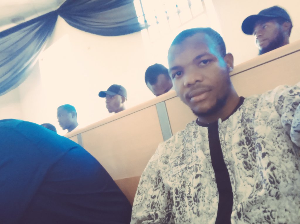 Atomictheory001's tweet photo. Live at devfest 2023 Student Edition BUK.
#DevFestKanoStudentsEdition
#gdsxKano
#DevFestKanoSE
@dscbuk
@gdglagos
@Samson_Goddy nice one 😄 https://t.co/G6tjeDhyOG