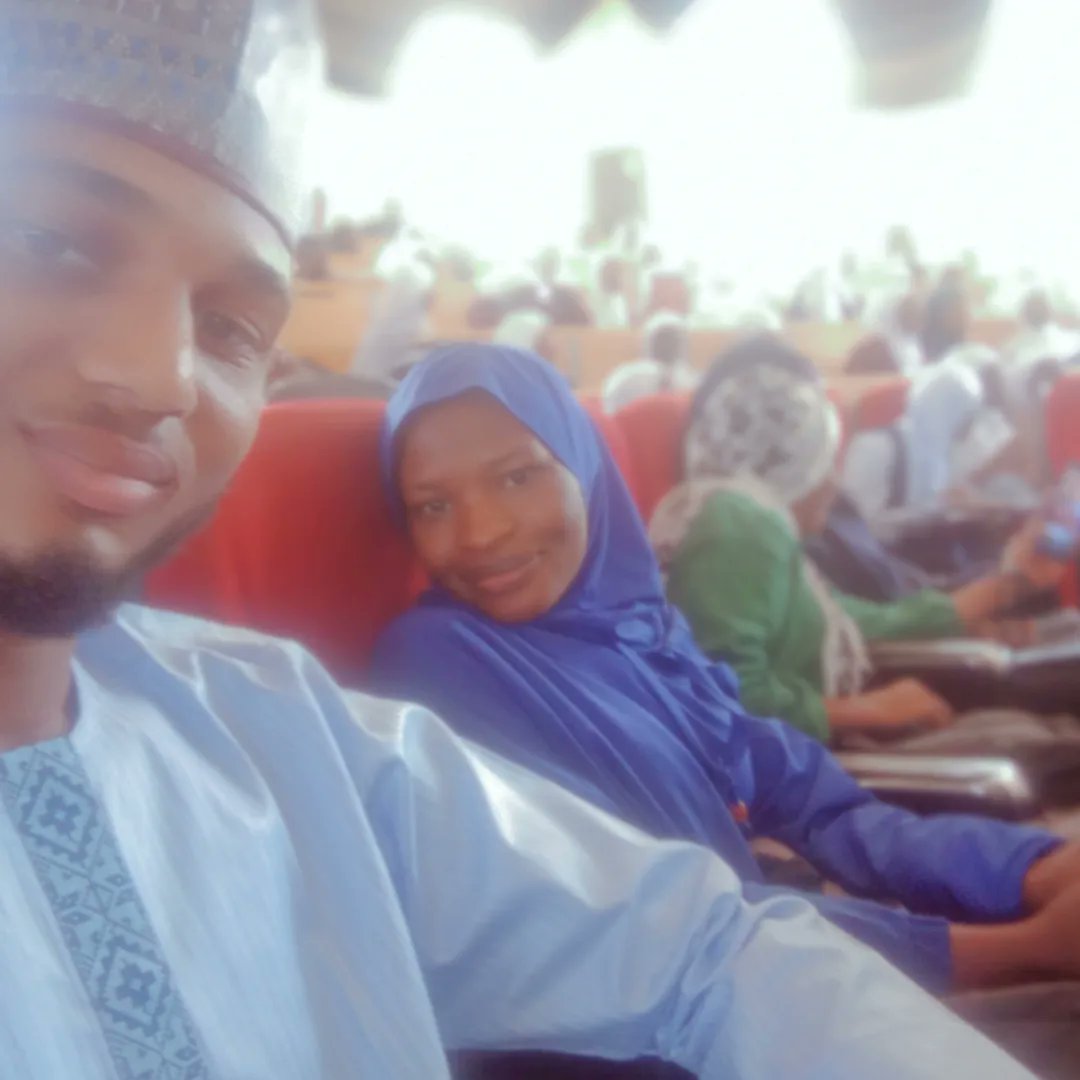 Rukayya00088's tweet photo. #DevFestKanoStudentsEdition
#gdsckano
#DevFestKanoSe
Connecting with Tech Enthusiast around Kano Community 🥂 https://t.co/WpLXptNe8m