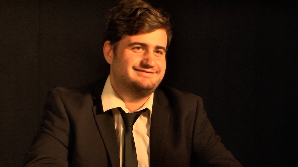 Gxterne's tweet image. Mañana la ilusión vuelve. Todo un año trabajando en esto y por fin ya veo sus frutos. Gracias señores. Estáis a punto de presenciar el retiro mejor trabajado de GD. #TheTtrinity #TheEnd #DecEvent ❄