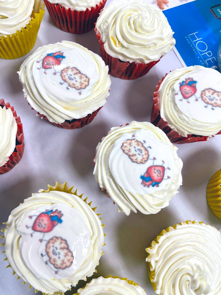 _misshr_'s tweet photo. HIE quiz to raise awareness &amp; cupcakes donated by STMW Sirine https://t.co/WBXZ2zeQ4m
