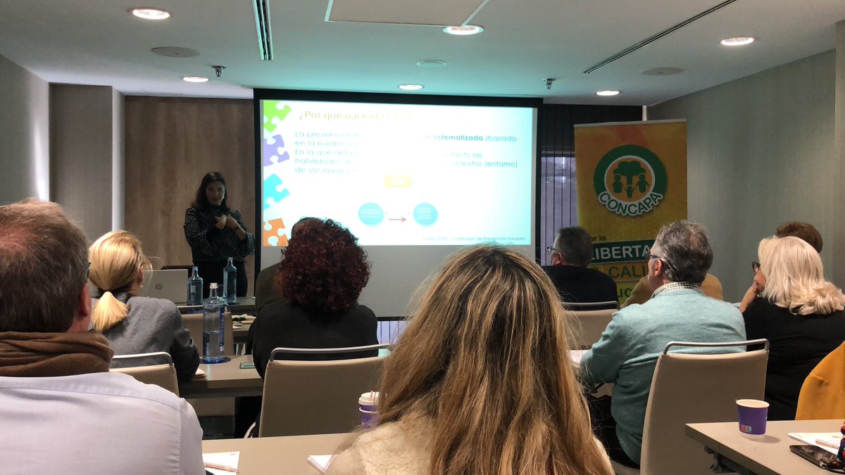 concapa_es's tweet photo. Arrancamos proyecto #FERYAPLUS formando a los dirigentes de CONCAPA, aplicando la estrategia #Ferya en nuestras Federaciones. Financiado por @PNSDgob . @LarissaNobreSan @IrefreaEs https://t.co/hTT1Bp1w0U