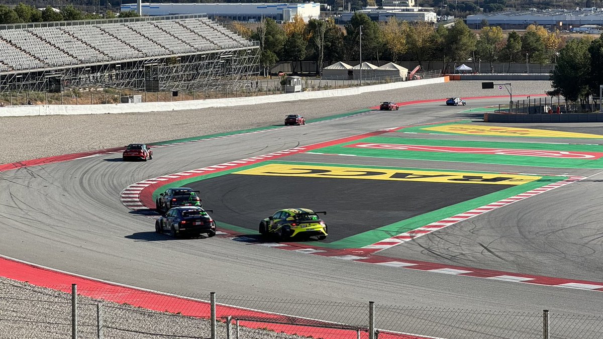 Aprendiendo trazadas en la #TCRSpain 😬