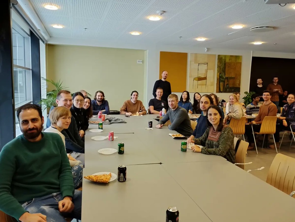 SDU_PhD's tweet image. 🍕 What a fantastic pizza lunch event we had at SDU! It was great to see PhDs and postdocs, come together to socialize, and network over some delicious pizza.

Stay in touch and let us know your favorite events so we can continue to bring you more of what you love.
#SDU #PAUSD