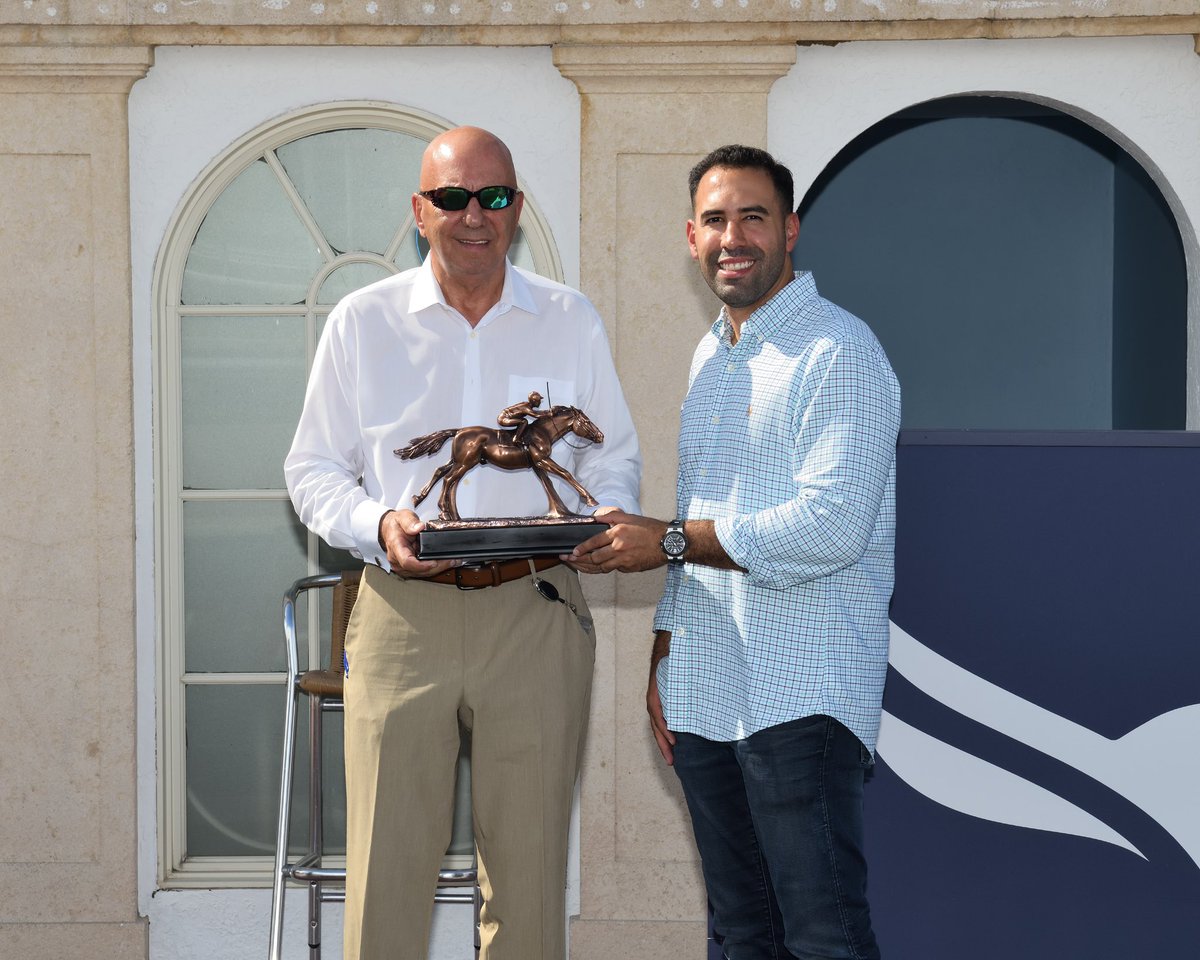 #2Dec Congratulations Bruno Schickedanz Leading Owner of the 2023 #GulfstreamPark #SunshineMeet 

📸 @coglianesephoto