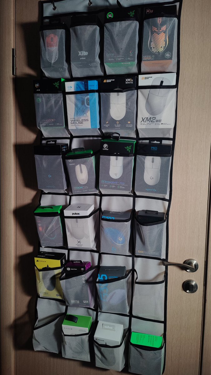 Missing some slots...
Searching for my next product to test 👀