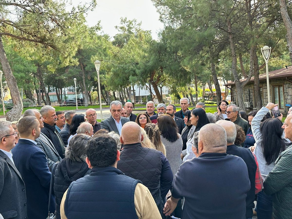 AvSemihEsen's tweet photo. Cumhuriyet Halk Partisi Konyaaltı İlçe Başkanımız Demet Gündüz ve Partililerimiz ile kahvaltıda bir araya geldik.

Dayanışma içerisinde örgütlenerek her zaman halkın gerçek sorunlarına odaklanan bir bilinçle yol haritamızı şekillendirmeye devam ediyoruz. https://t.co/MsCmyv5C7T