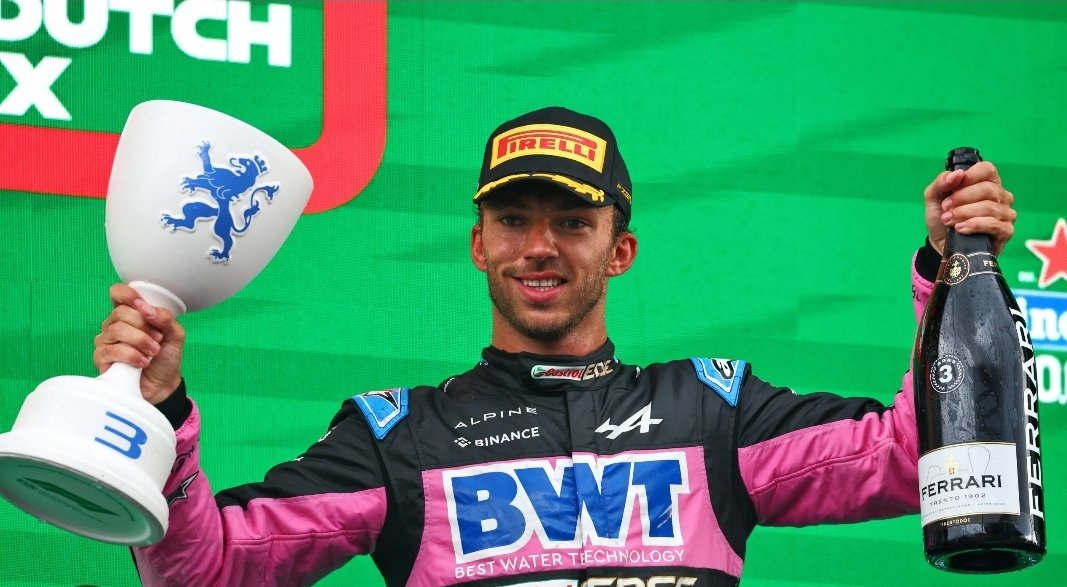 FFTAlpine's tweet image. AlpineNews :
L'écurie est en fête !! 
Grâce à sa P4 hier sur la piste de Silverstone, Frankybike devient le nouveau champion de la catégorie FFT2. 
La Saint Franky sera associé au 1er décembre. Étant donnée que la St Valentin existe déjà ahah 

Gg champion !!