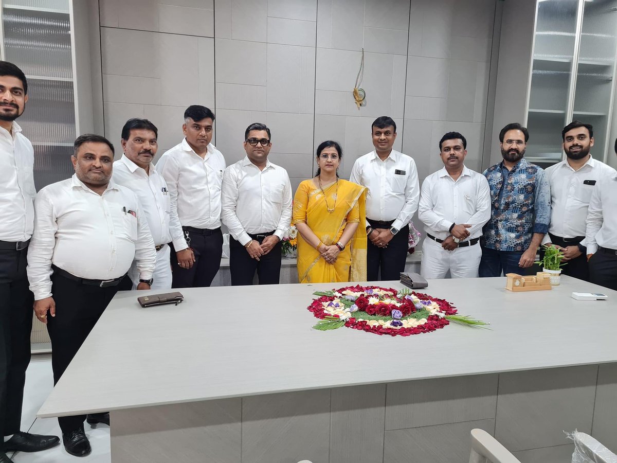 PRANAYRAAJPUT's tweet photo. Congratulations and Best wishes to Shri #CRPaatilji and Smt #SangitaPatilMla madam for new office opening. https://t.co/USNUO1bC3p