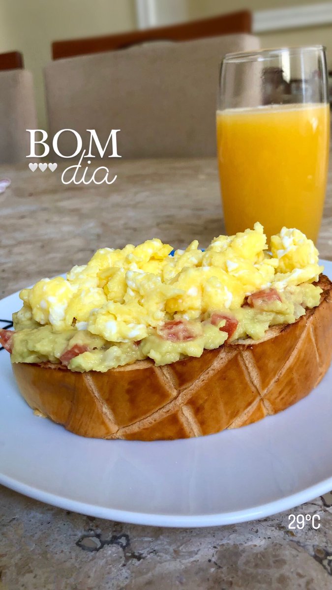 um vício chamado avotoast 🤤