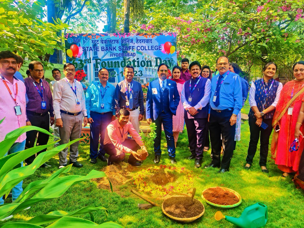 p_baror's tweet photo. Training in SBI traces its origins to 1961 at State Bank Staff College in Hyderabad. This ATI has groomed &amp; nurtured stellar career for numerous illustrious Bankers. 
The ISO 9001:2015 compliant Institute, celebrated 63rd Foundation Day.
#SBI #SBSC
#SBSCFoundationDay https://t.co/1QSk99pI0F
