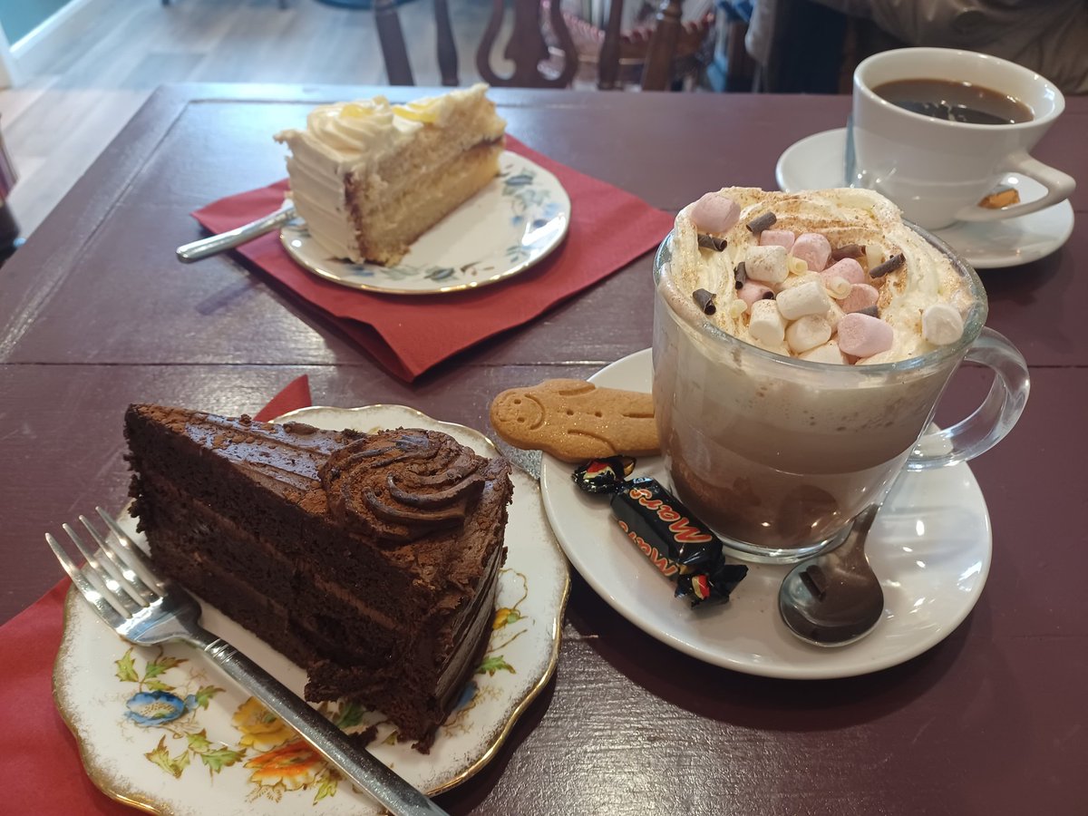 Manna House in Newent.  A cozy cup of cocoa before the Christmas parade and this evening's big light-up. #alotlikechristmas #newent