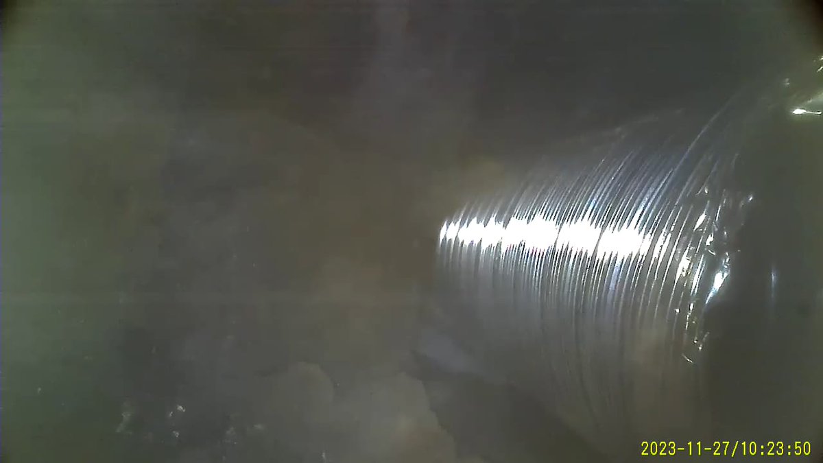 Flamecheck1's tweet image. Flue liner fitted by a builder was left hanging in the chimney.
@Flamecheck1 picked it up on our chimney camera. 🎥
#chimneysweeping #camerainspection #badinstall 
#rougebuilders