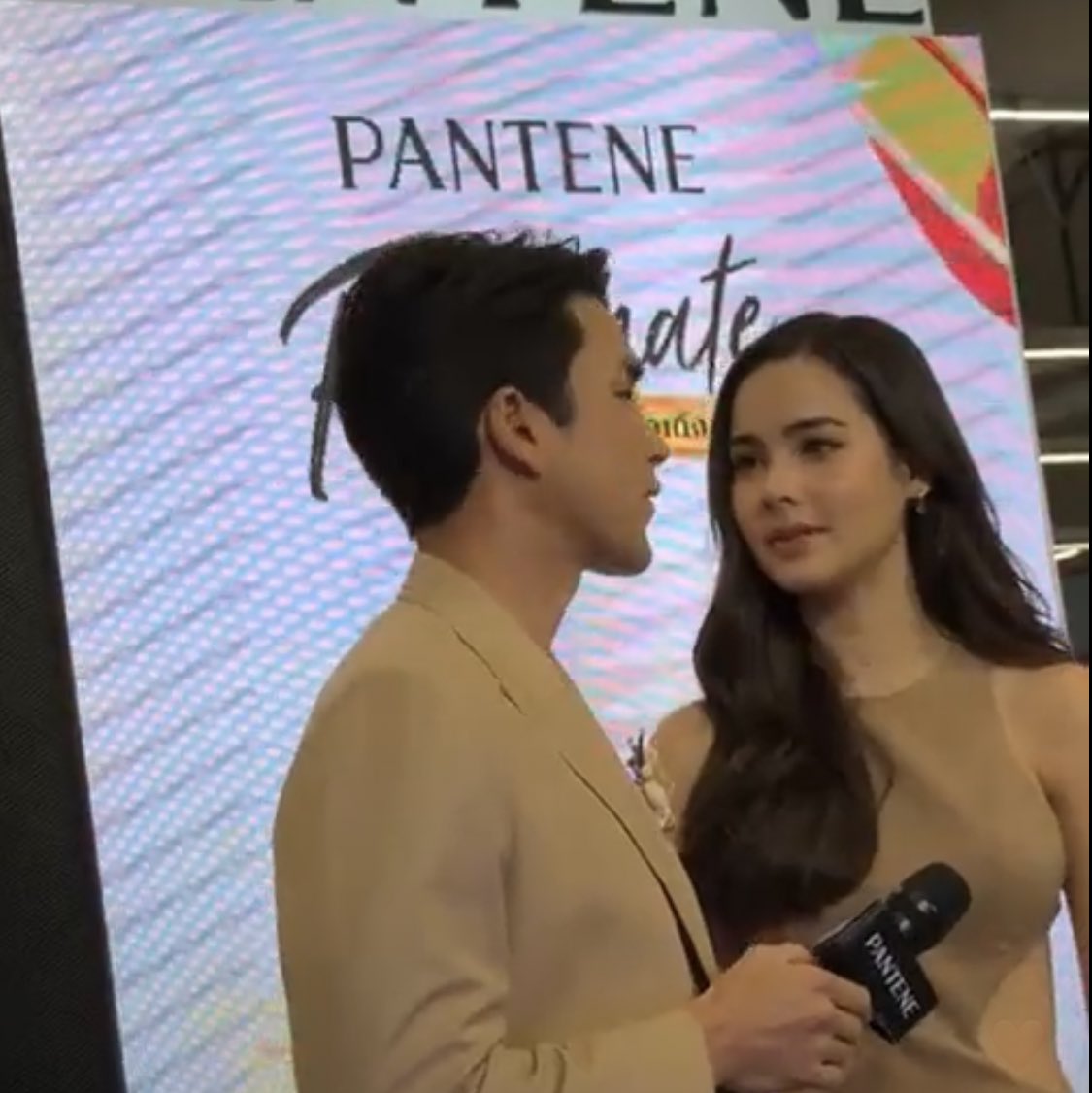 adixsonemily's tweet image. I missed you guys in an event together. Finally!

#NadechYaya #PanteneTH #Flowmate