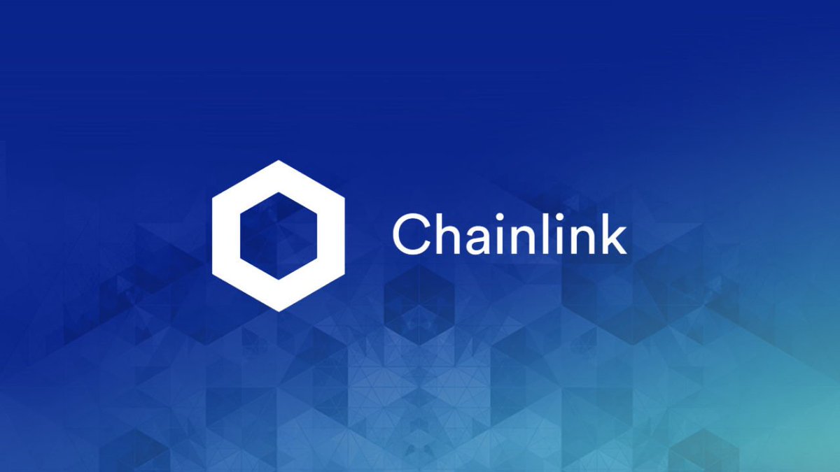 Zoralytb's tweet photo. Il y a des centaines de crypto intéressantes pour profiter du prochain Bullrun🤑

👉Mais il est clair que si je devais en choisir qu'une, ce serai sans hésiter le $LINK 🤯

"Pourquoi ?", Vous allez me dire...

C'est justement que je vais t'expliquer dans ce thread

🚨Alors lis le bien jusqu'à la fin pour bien comprendre pourquoi ce token a de fortes probabilités de performer 🚀

💫Je vais également te montrer comment j'ai fais pour acheter le bottom 😎

Allez c'est parti !✅

💎1-Le Projet

On ne va pas s'attarder sur le projet ChainLink mais clairement c'est un projet extrêmement prometteur💫

Qui permet aux blockchain d'interagir en toute sécurité avec des données externes🌏

Il s'agit d'un Oracle décentralisé construit sur Ethereum🔒

👉Globalement, Chainlink connecte les datas du monde réel aux blockchains, permettant aux développeurs, startups et entreprises de créer des projets Web3.🔗

💎2-L'Analyse Technique

⚠️Ce qui pour moi est le plus important, sans une chart bullish, je n'investi pas dans le projet❌

Car la Smart Money price bien évidemment les évènement futurs, donc si le projet est voué à mourir, on peut littéralement le voir sur la chart 📊

👉Souvent du à de grosses créations de liquidités au sud📉

➡️On ne va pas se baser sur des indicateurs mais seulement sur le Price Action, comme j'ai l'habitude de la faire ✅

Dans un premier temps, on va se rendre dans le mouvement haussier du Bullrun de 2021 et on va identifier LA demand la plus pertinente👇

➡️À présent que l'on sait où l'on attend le prix, allons faire un retour dans le passé pour voir ce que nous dessine le prix 📝👇

Et là vous allez me dire: "D'accord mais pourquoi tu y crois tant ??"

➡️Je sais qu'il va bien performer pour la simple et bonne raison que le support que la Smart Money a créée...

💫Nous a permis de libérer une quantité faramineuse d'ordres en vente car en plus des Stop Loss des Long de la Dumb Money,...

À la cassure du support cette dernière a vendu à découvert 🔴

👉 Permettant à la Smart Money d'injecter encore plus d'ordres en achat ✅

Donc la quantité d'ordres en achat injectés par la Smart Money est énorme du à un niveau de contrepartie récupéré, de taille🤯

👉Ce qui présage de grosses performances pour l'avenir du Token ✅

🌟L'analyse s'est parfaitement exécutée, comme le montre le screen ci dessous à droite✅

Et à gauche, vous pouvez voir mon PDF que j'avais rédigé le 7 Avril partageant mon analyse sur le LINK qui m'a permit d'obtenir du LINK au prix de 4,8$😎👇

🌟Pour la fin du BullRun j'attends un $LINK autour des 150$, qui me paraît totalement réaliste 🚀

__________________________________

J'espère que ce tweet t'aura permis de comprendre comment j'analyse un projet, et j'espère que tu es aussi dans le train pour LINK 🚀

Penses à liker le post pour me soutenir🙏🏻

🔄Et RT le tweet pour que ta communauté soit au courant du potentiel de #LINK 😎

➡️Abonne-toi à mon compte @Zoralytb pour en apprendre plus sur l'analyse technique et le Smart Money Concept 🚀

Merci d'avoir lu le Tweet jusqu'au bout💥
