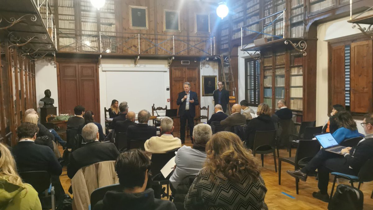 EmilioFerrara's tweet photo. Nel Valdarno, con la Consulta Distretti del Cibo per un importante momento di confronto con tutti gli attori della rete nazionale dei distretti. L’intento è di affrontare le problematiche inerenti lo sviluppo sui territori dei distretti. https://t.co/03LzrnasN4