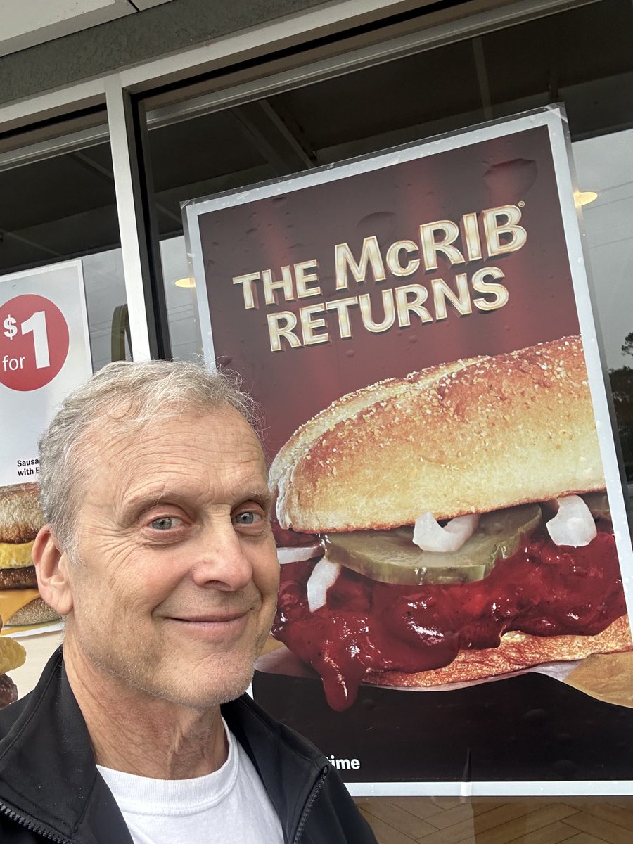 BobSirott's tweet photo. Supply your caption. ⁦@WGNRadio⁩ https://t.co/9ZoEE3yI4E