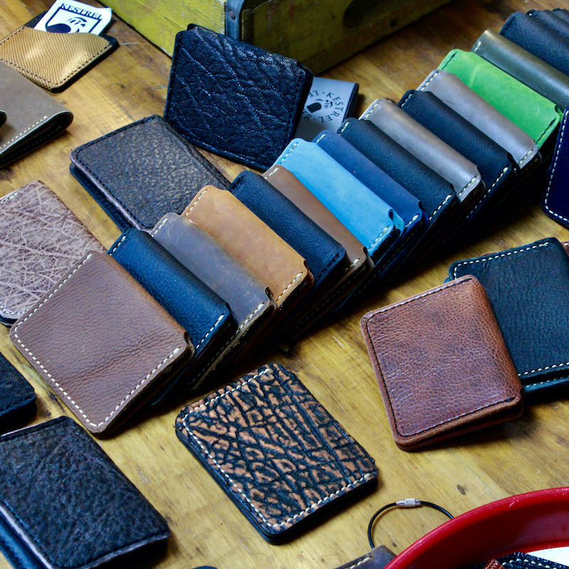 505Nomad's tweet photo. Kestrel Leather #handmade goods for men & women | #Leather & handwoven Navajo fiber arts - https://t.co/0yKfsOdrHi
He does custom orders for all of his designs (specific colors or types of leather). Get holiday orders in early.
#artisan #custom #MadeinNewMexico #Gallup #gifts https://t.co/N37THFzDWz