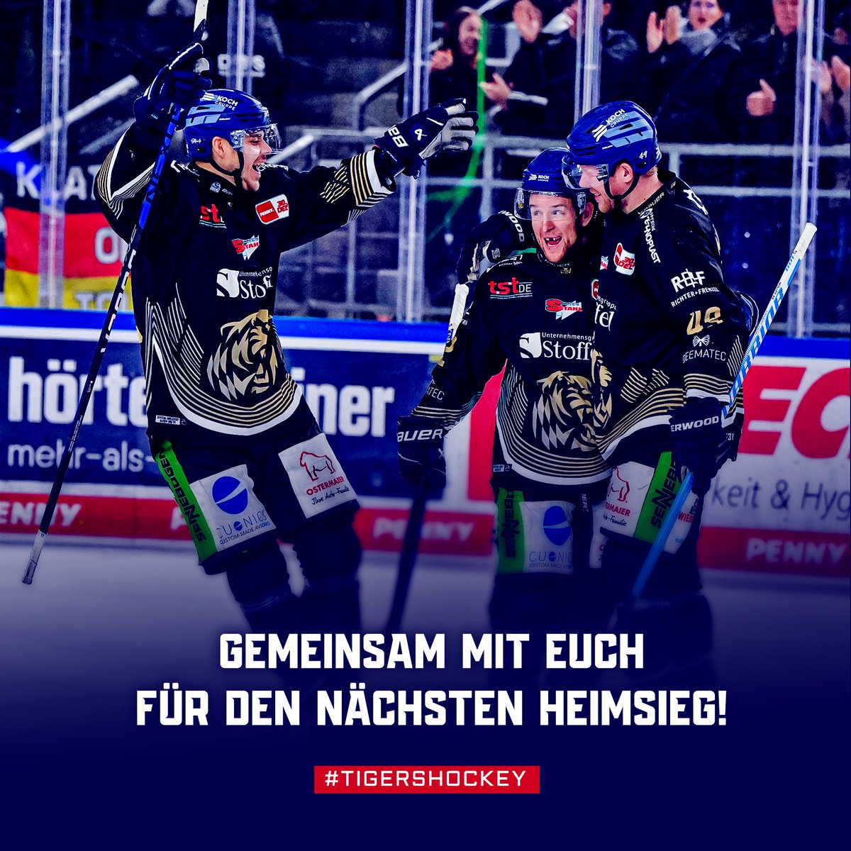 srtigersfans's tweet photo. Morgen um 19:00 Uhr sind die @grizzlys_wob zu Gast am Pulverturm! 

Nach dem spektakulären Heimsieg gegen Bremerhaven wollen die Tigers den #Pulverturm erneut zum beben bringen 🙌🔥

Jetzt 🎫Tickets sichern:
➡️https://t.co/sdpxsCg4LR

#tigershockey #straubing #pennydel #STRWOB https://t.co/dIKb5ZVWyc