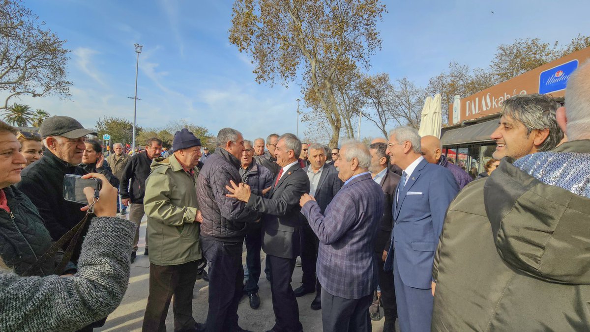 metinok10's tweet photo. Değerli Hemşehrilerim, 
bugün nasıl bir Bandırma’nın özleminde olduğumuzu konuştuğumuz bir basın toplantısı gerçekleştirdik.

Ekip arkadaşlarımla beraber,
BU ŞEHRİN SORUNLARINI VE ÇÖZÜMLERİNİ BİLİYORUZ! https://t.co/8HKYN9qpq5