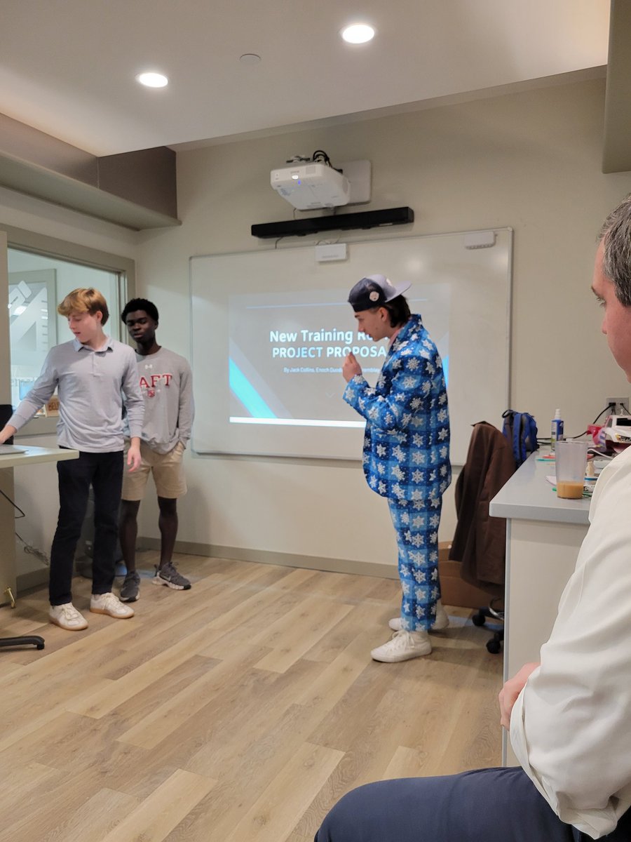 TaftATRoom's tweet photo. Taft students did a great job today presenting their remodeled spaces of the athletic training room and the Odden first aid room. https://t.co/huKbuts8WO