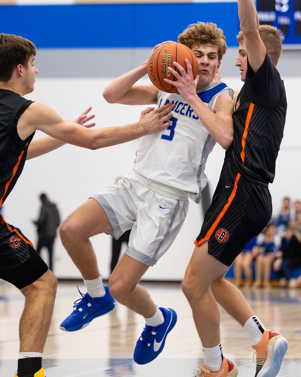 JillEmmer's tweet photo. @BC_Hoops Varsity highlight photos from last night’s game! https://t.co/kmMOdvAQWk
@BC_Hoops @BCHSAAD @BCHSAAD https://t.co/4FiFGKON8s