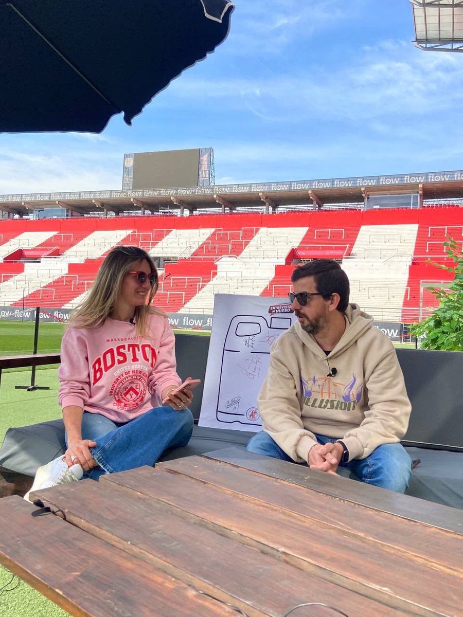 RapanelliAmalia's tweet photo. #EDLP| Mañana una nota muy divertida con @alfremontes .
YouTube/ atentospinchas #pegados https://t.co/r9bVqYNYIw