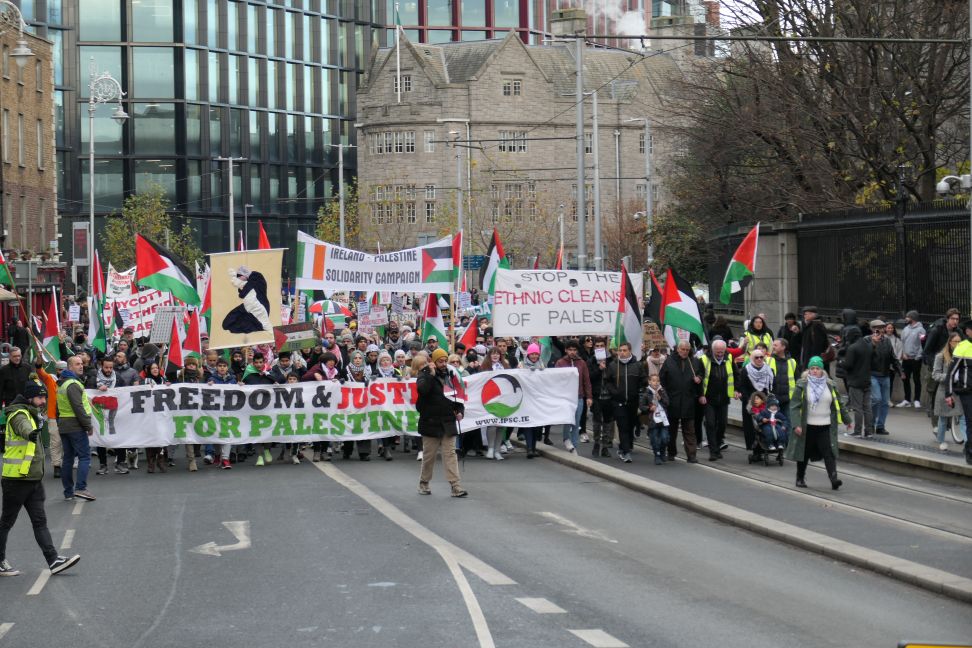 Great turnout in Dublin this afternoon (Sat 2nd) in solidarity with the people of Gaza and all the Palestinian people.