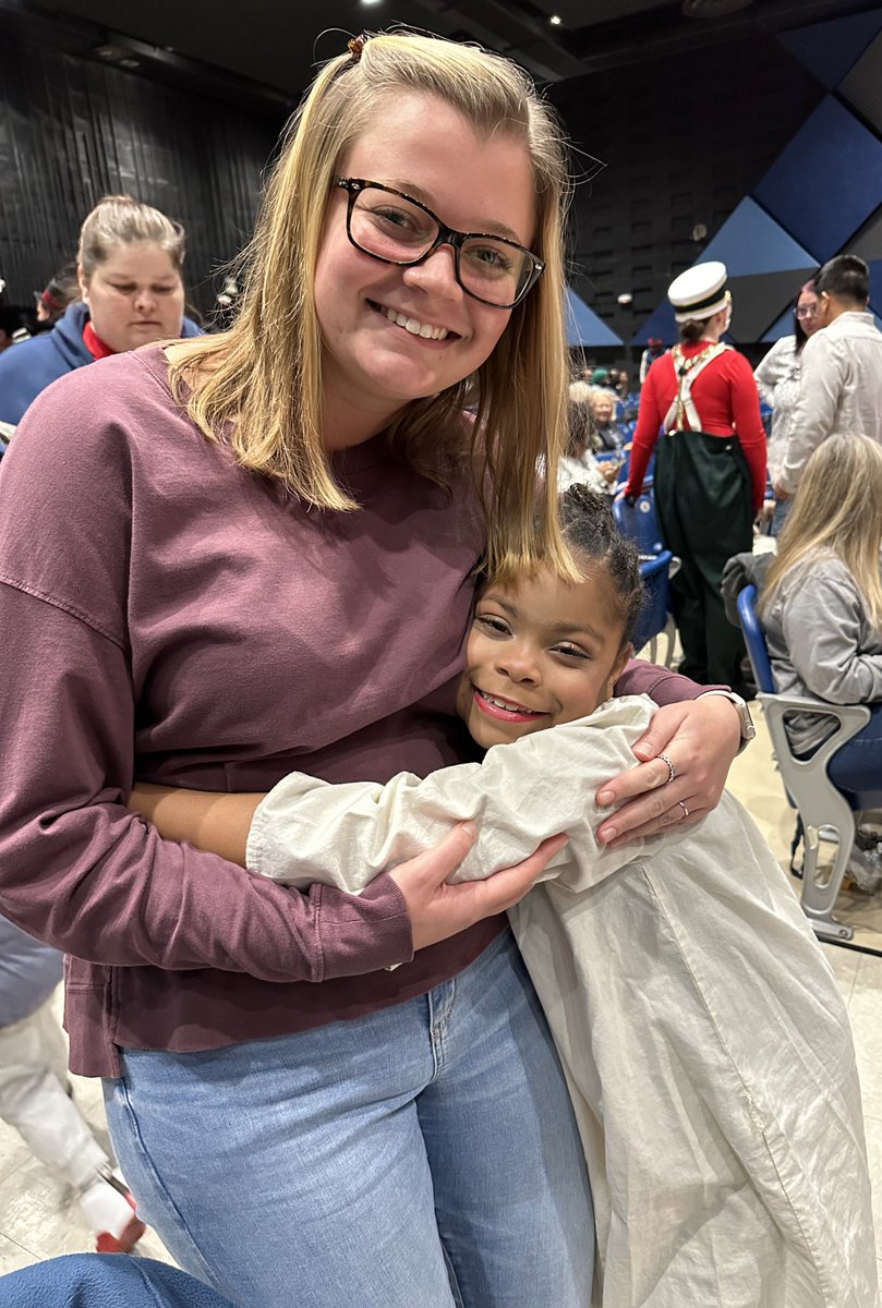 Ms. Pelle tweet media