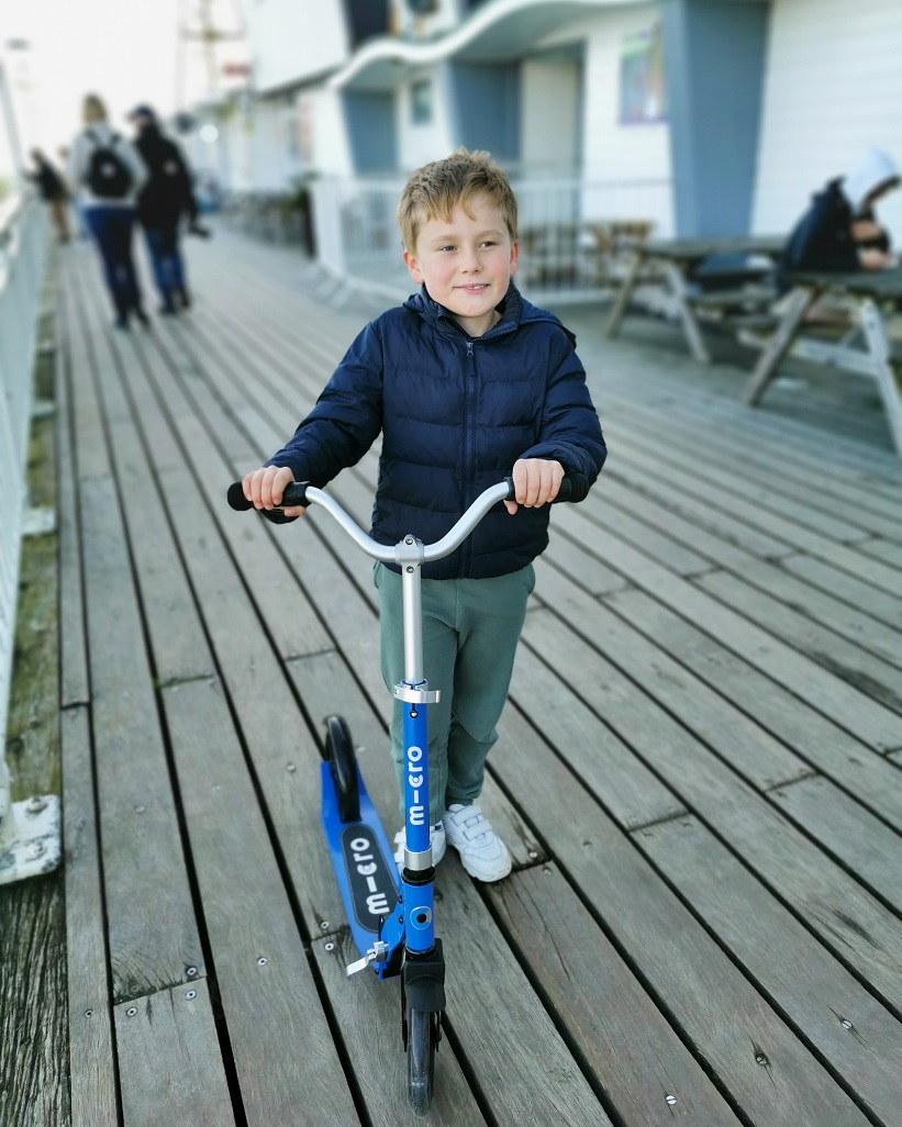 🎄Frenchie Xmas Giveaways 2023 – Win a Cruiser LED Micro Scooter worth £139 🎄AD

To enter RT &amp; FOLLOW <a href="/microscooters/">Micro Scooters UK</a> &amp; <a href="/FrenchieMummy/">the Frenchie Mummy</a> 

#scooters #madeforadventure #microscooters

thefrenchiemummy.com/frenchie-xmas-…