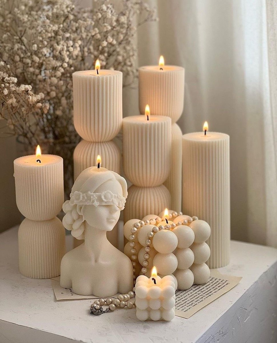dazzlinghavens's tweet photo. Candles https://t.co/7MsuPOj9N2