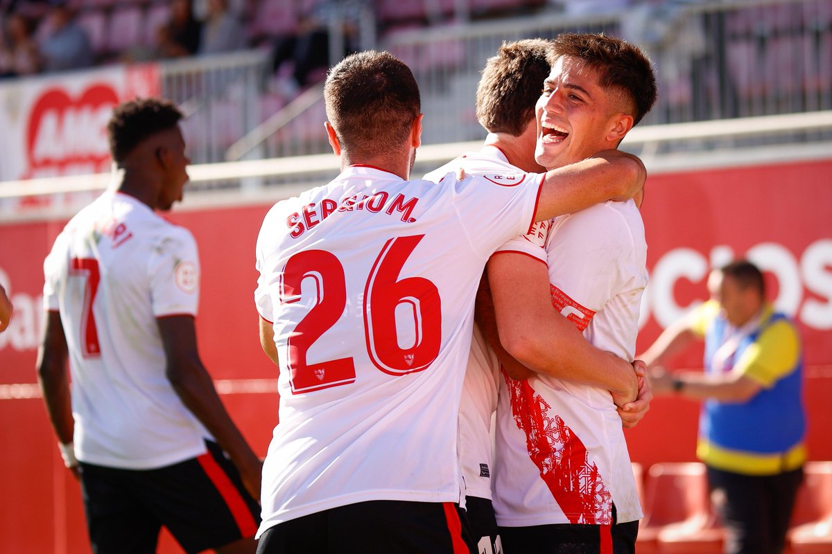 CanteraSFC's tweet photo. PREVIA | Duelo por el liderato en el Estadio Jesús Navas entre el #SevillaAtlético y el @marbella_fc.

Toda la información ➡️ https://t.co/8aLsM4WLhR

#VamosSAT ⚪️🔴⚪️ https://t.co/MYJnWQpbuB