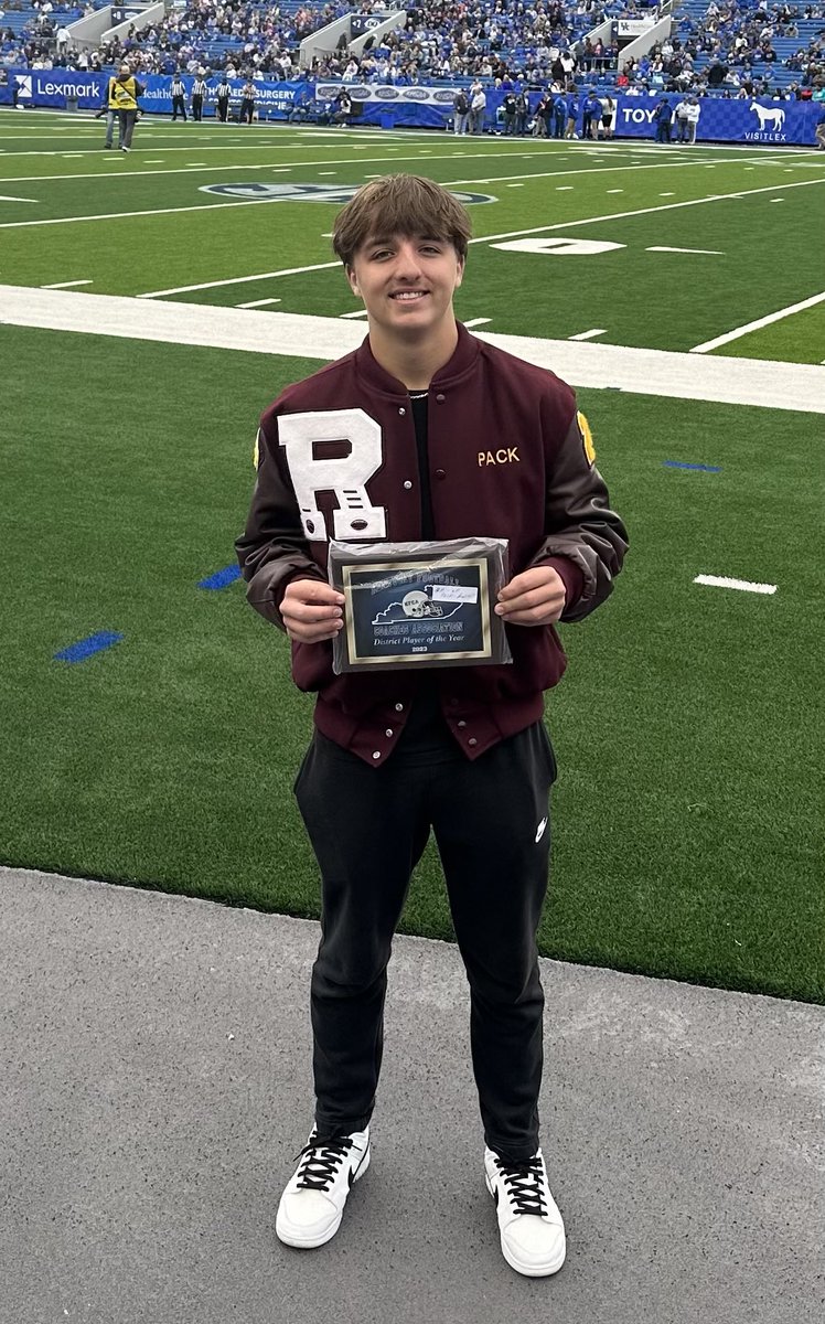 Congratulations to Ethan on his District 6 3A Player of the Year award. @Russellsports @reddevilsfball @russellfball @RussellHigh @russellind