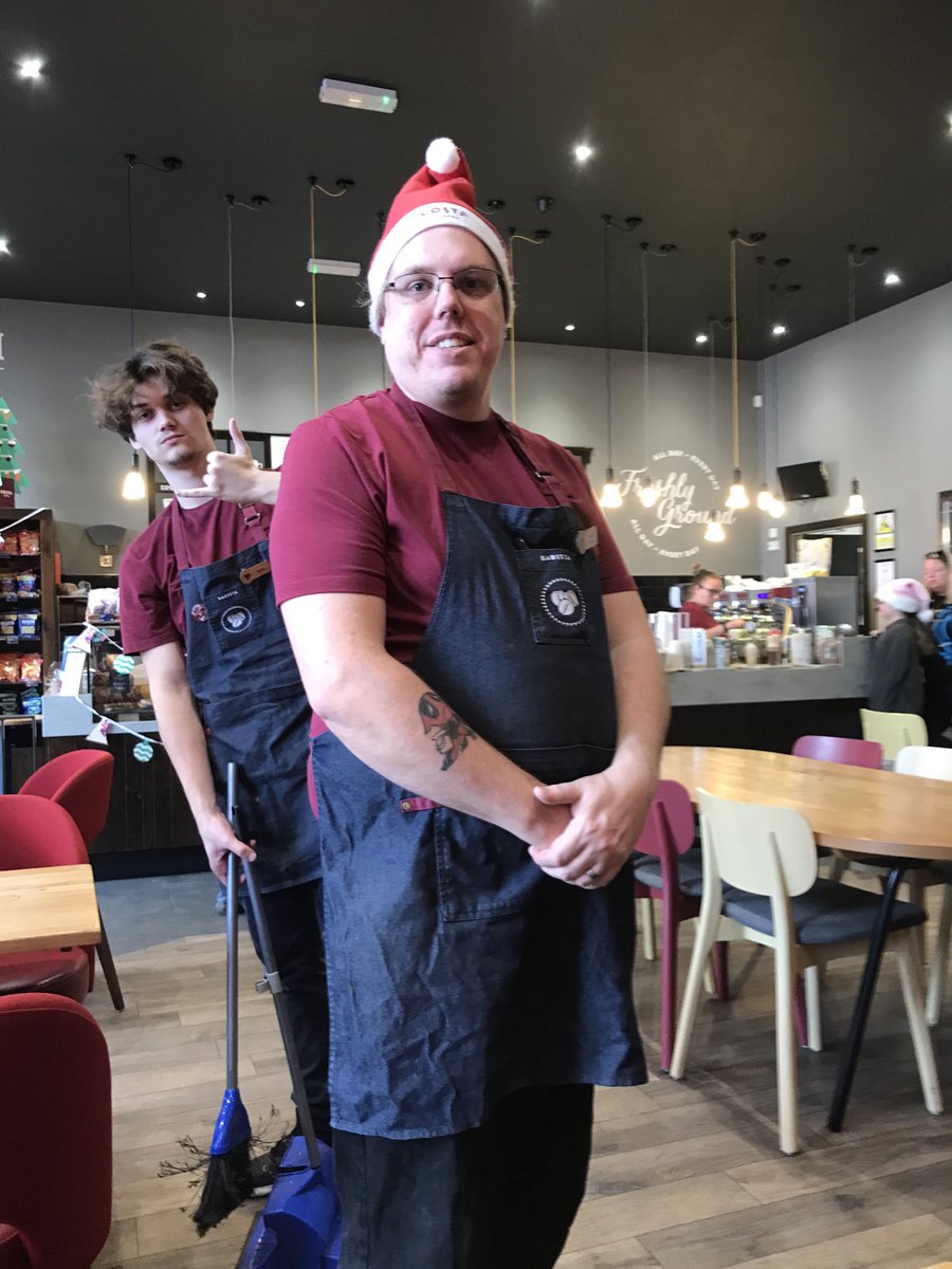 Brilliant experience with Chris and photobombing Ashley ⁦<a href="/CostaCoffee/">Costa Coffee</a>⁩ in #Peacehaven #EastSussex - so #hospitable with #allergies #mademyday #thankyou