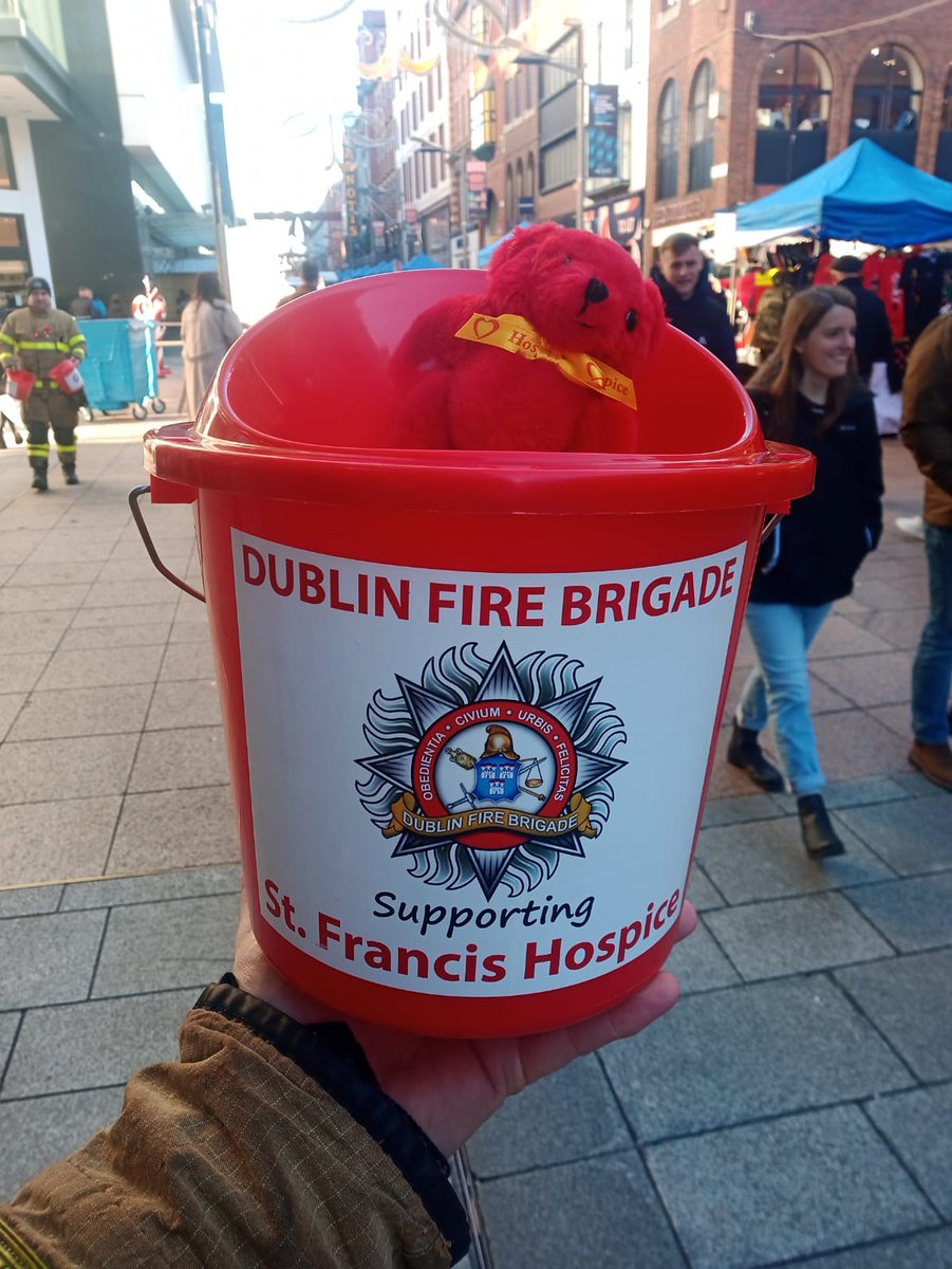 DubFireBrigade's tweet photo. If you happen to be in the city centre around the Henry Street area today say 'hi' to the firefighters who are shaking ... or is it shivering ❄️?.... buckets for Saint Francis Hospice until 4pm

With some famous support too 
@LordMayorDublin 

@SFHDublin https://t.co/n0PKgiV165