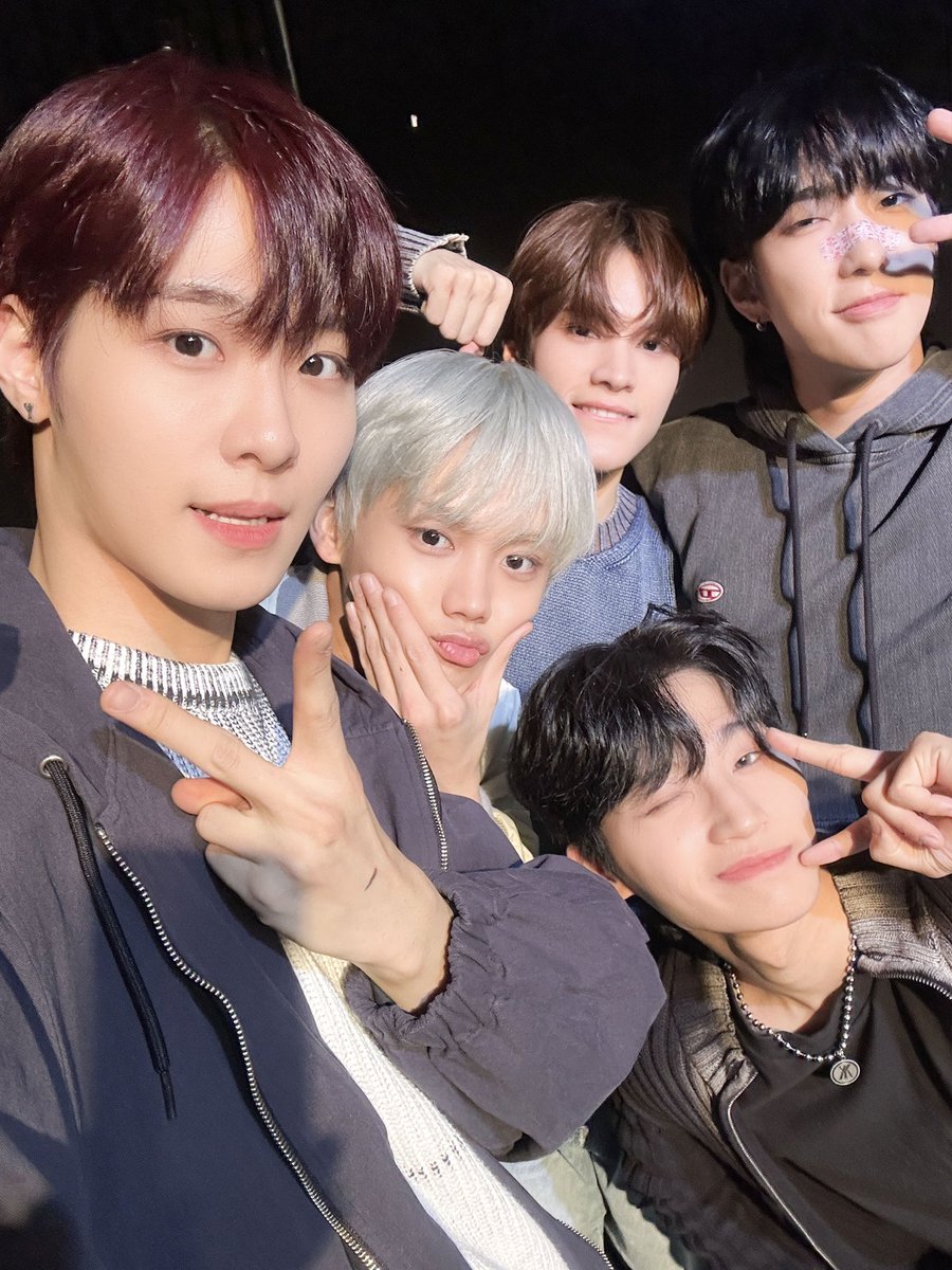 onepact_'s tweet photo. [💙_#원팩트]

오늘 팬사인회도 앤하트&amp;♡와 함께여서 너무 행복했습니다🫶
매일 계속 볼 수 있었으면 '좋겠다'💙

#ONEPACT #원팩트 #Moment #좋겠다 #MustBeNice https://t.co/e77C2IExqL