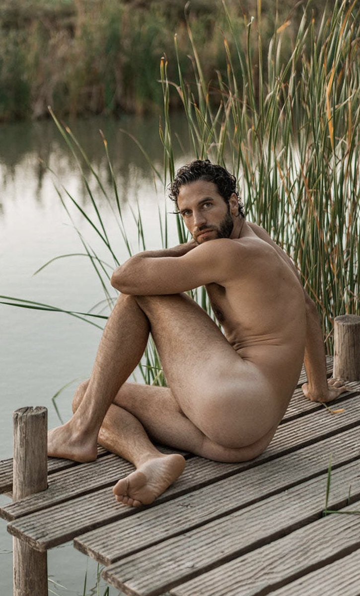 Akjlleo's tweet photo. La foto è stupenda e il modello è bellissimo e sexy! 🔥❤️‍🔥🔥❤️‍🔥🔥❤️‍🔥🔥❤️‍🔥🔥❤️‍🔥 https://t.co/l5wsmsl7jC