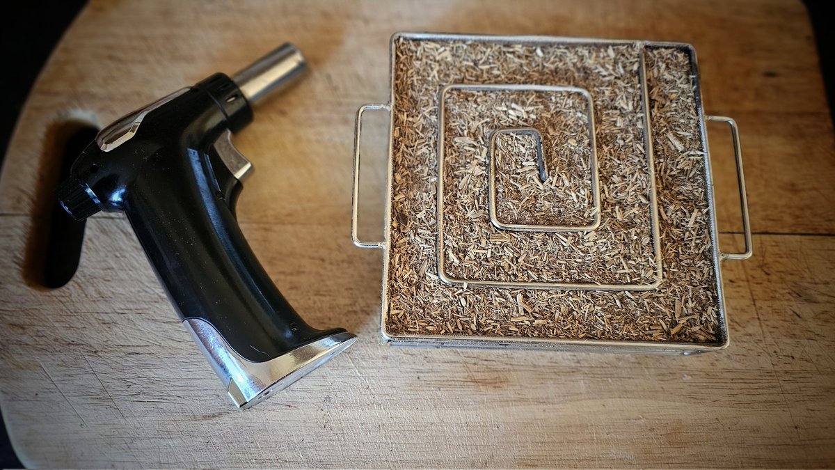 ChilliDiaries's tweet image. Finally remembered to buy some cheese to cold smoke, AND realised I was due to make a batch of Chilli-Con-Carne tomorrow 😍

#Chilli #Chili #ChilliConCarne #ColdSmoke

@ProQSmokers