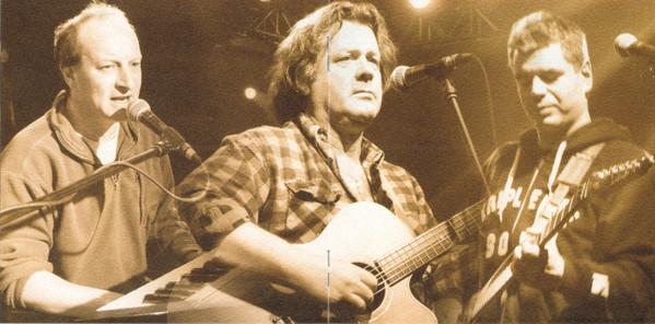 #JohnWetton 'Hold Me Now' (from 'Amata' 2003) youtu.be/UYor1VmMIDk?si…