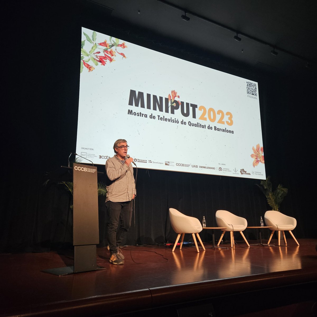 MINIPUTBCN's tweet photo. En @xbrichs, realitzador del '30 Minuts', presenta la següent projecció del #MINIPUT2023!
Es tracta de THE DEVIL’S CONFESSION: THE LOST EICHMANN TAPES, documental sobre la figura d'Adolf Eichmann, arquitecte de l'Holocaust fugit a l'Argentina i més tard jutjat a Israel. https://t.co/ZfSJaUDyPU