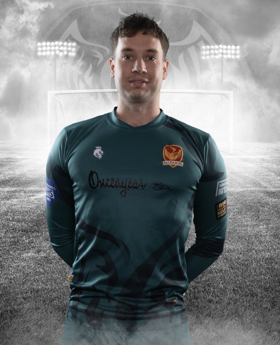 BalhamFC's tweet image. Behind door #1 of our advent calendar we have our #1 shot stopper Haydn Read @ReadHaydn #onceayearglobalocean #bigyellow #mathullphotography #grassroots #adventcalendar