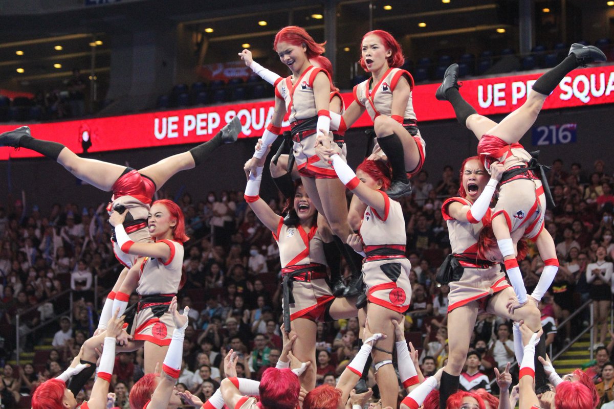 News5PH's tweet photo. Napa-throwback ang mga manonood — lalung-lalo na ang mga #Batang90s — ng #UAAPSeason86 Cheerdance Competition sa #BringBackTheMemorEAST performance ng hosts #UE #PepSquad tampok ang mga minahal nating anime characters. Ang #RedWarriors ang nagbukas ng kompetisyon. #News5 https://t.co/8QiPrSvyJu