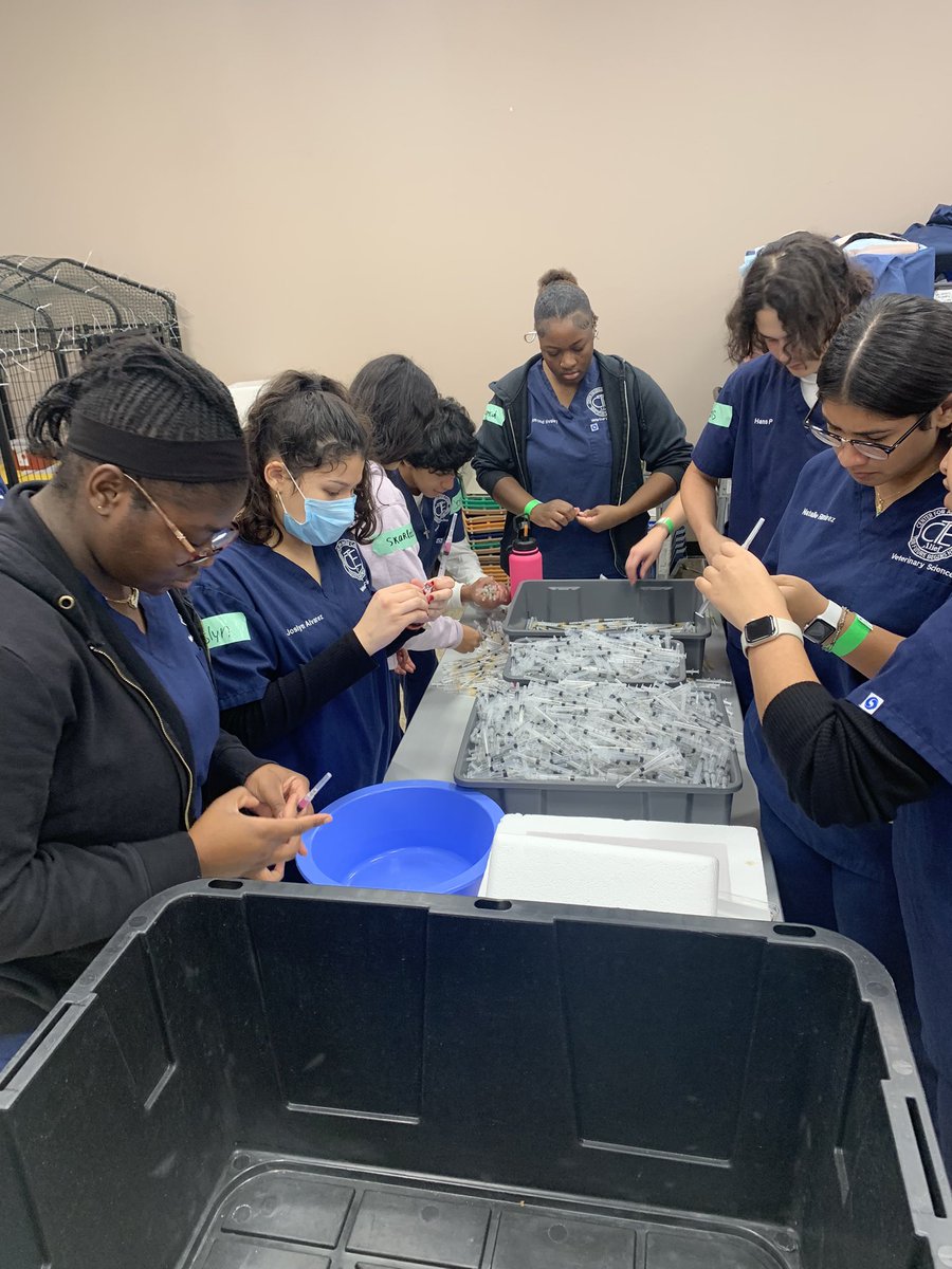 Alief CTE Vet Science tweet media