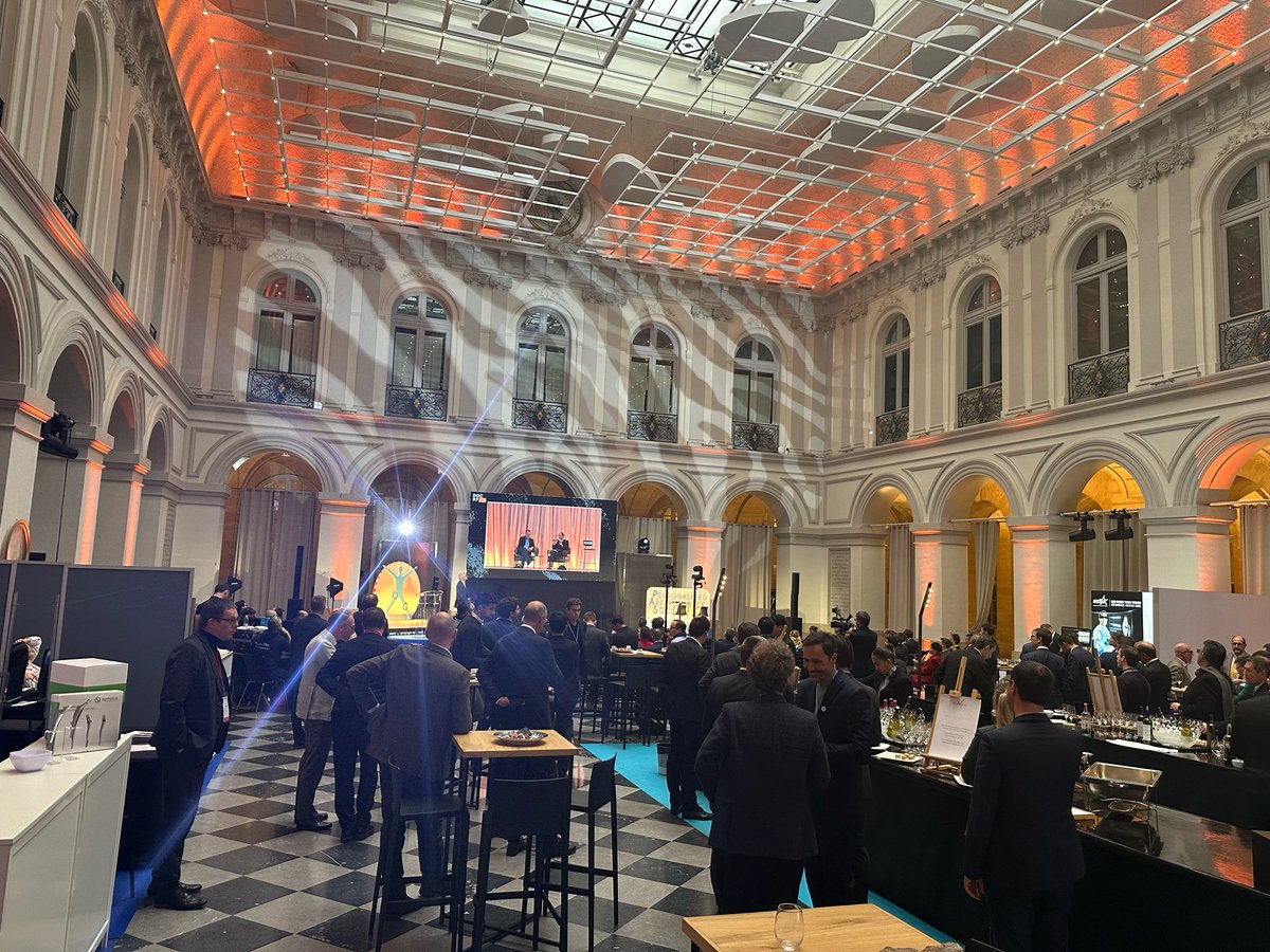 PASArthroplasty's tweet image. Lunch has wrapped up at #PAS23 and we now head into the last afternoon of our first ever in-person annual meeting!