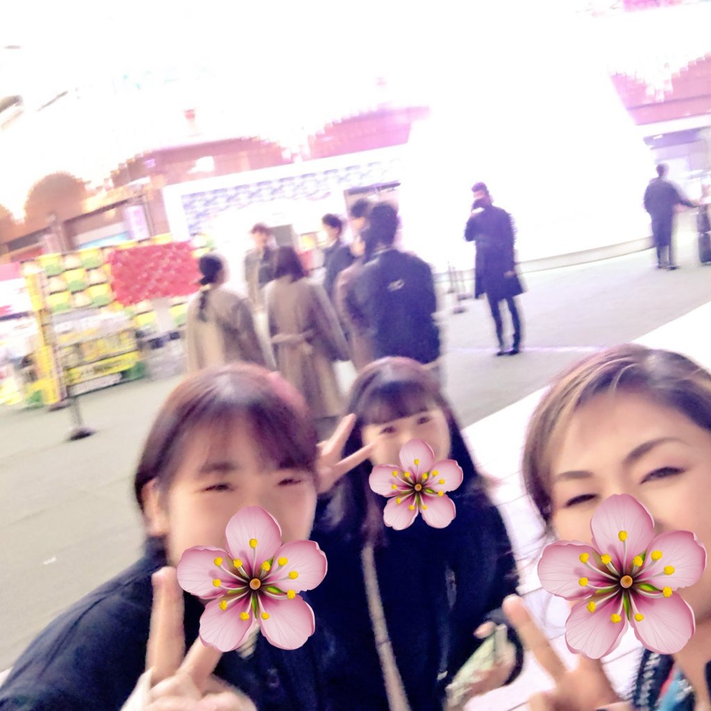 sakuriaCG's tweet photo. 例年お世話になってる市消防音楽隊さんとの忘年会に参加してきましたー！
尊✨敬✨
そして(いい意味で)アホちゃうか😂
楽しかったでーす！ https://t.co/Jy15VI20Ir
