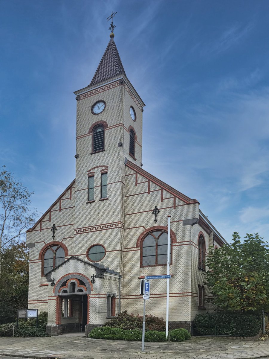 Morgen leid ik de dienst in de sfeervolle en warme remonstrantse kerk in Oosterbeek. Vier advent, de komst van het licht, met ons mee! (10.00 uur, Wilhelminastraat 10)