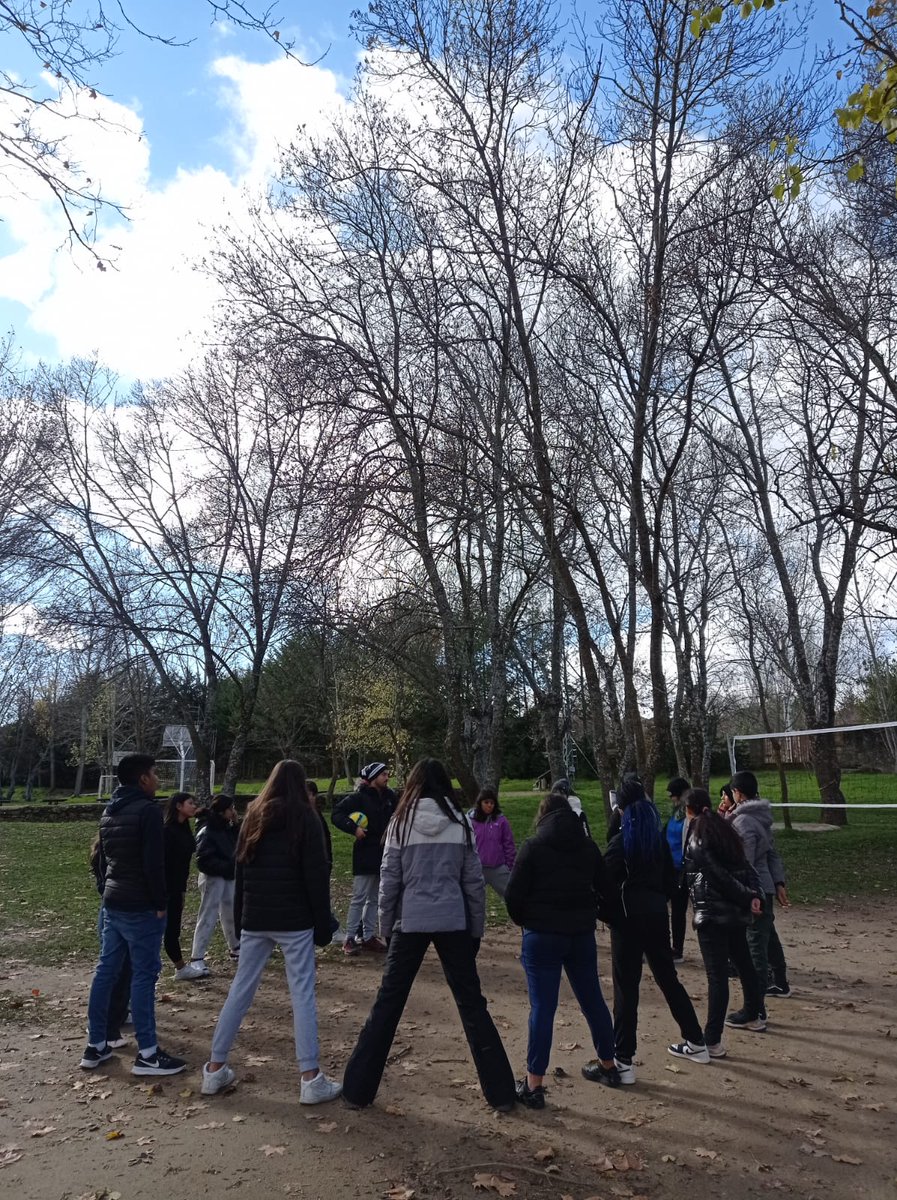 Fed_Injucam's tweet photo. #VozAdolescencia emprende su primera aventura del curso. 🎉🎉🎉
¡Nos vamos de finde a #Manjiron!
Pondremos en práctica #INJUCAMBuenTrato 👌
¿Qué nos esperará este finde?
Gracias a:
@ACTalloc
@Fundacion_Amigo
@AsocBarro
@CiudadJoven
#ECyS
@asociacionmasi
@AsocA2000 https://t.co/SWoGUFEEwH